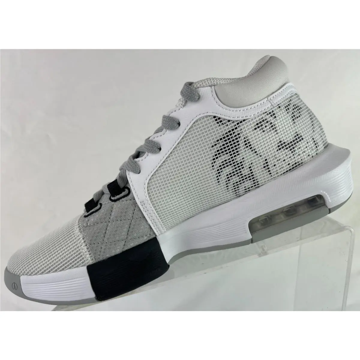 Nike shoes - Nike LeBron Witness 8 - LeBron Witness - FB2239-100 - White/Light Smoke/Gray (UPC: 00196969298654) 0
