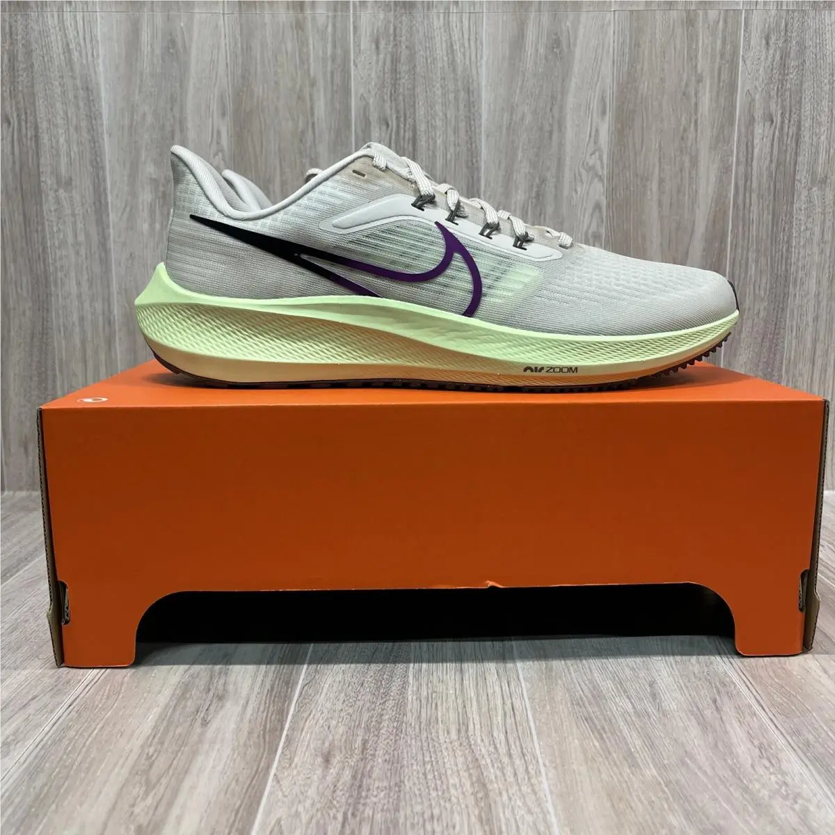 Air Zoom Pegasus 39 Light Orewood Plumb Purple dh4071-101 Men’s Size 11 by Nike