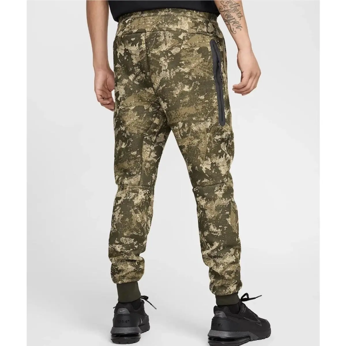 Nike clothing - Nike Tech - Tech - HV5053276 - Green 0