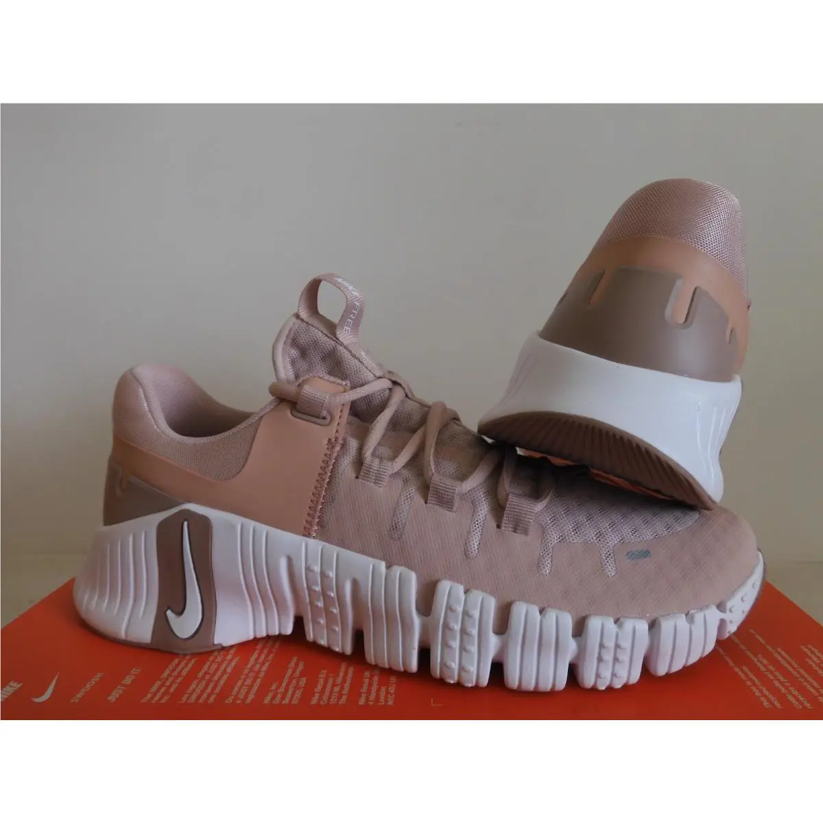 Nike shoes - Nike Free Metcon 5 - Free Metcon - DV3950-600 - Pink (UPC: 196604191579) 0