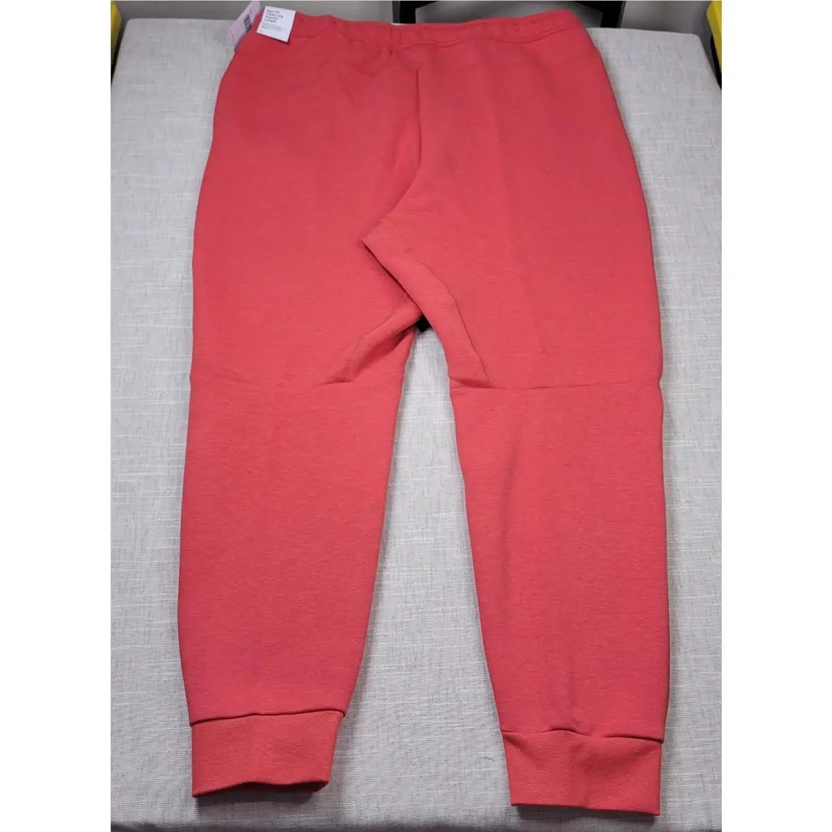 Nike clothing - Nike Tech Fleece - Tech Fleece - FB8002-672 - Red Black 1