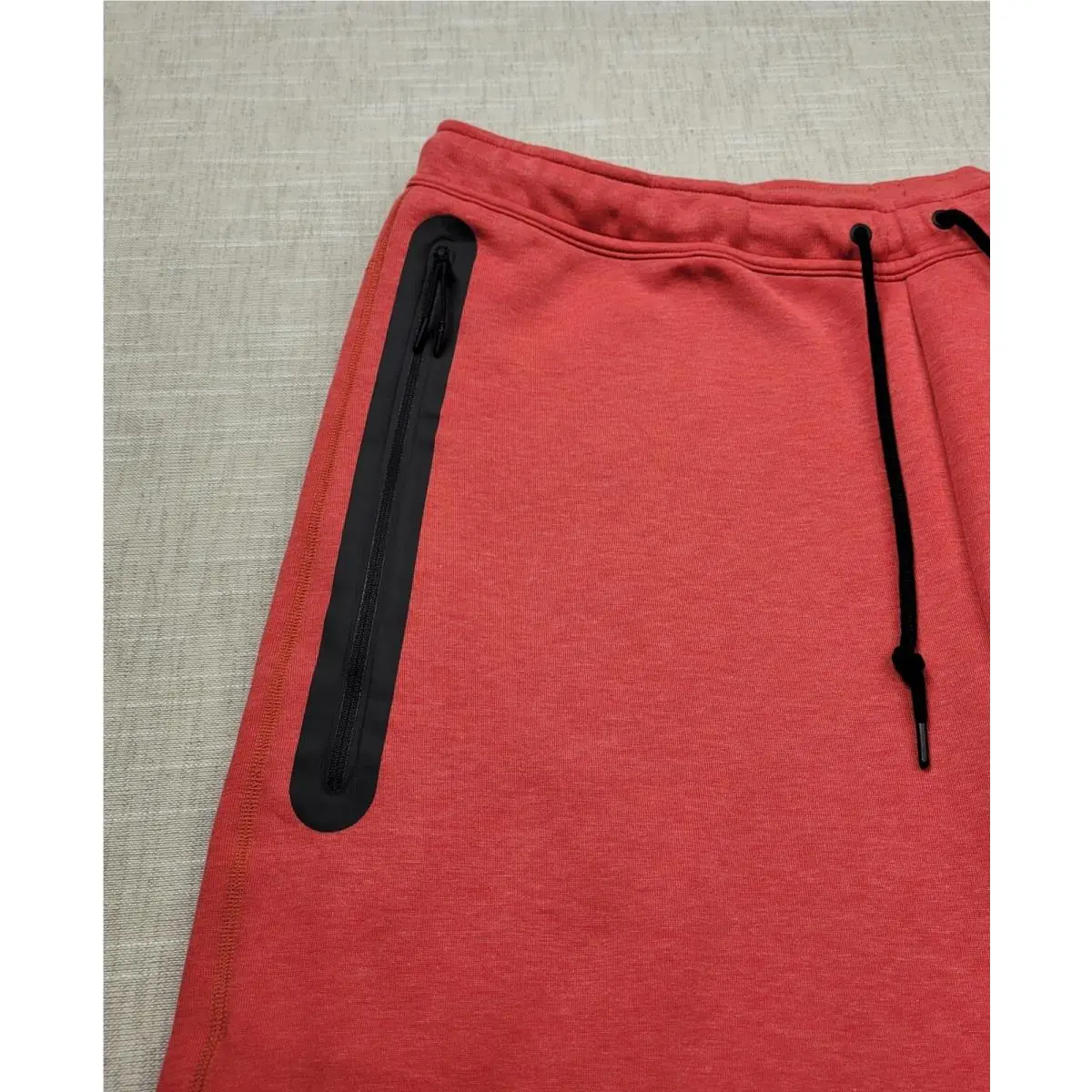 Nike clothing - Nike Tech Fleece - Tech Fleece - FB8002-672 - Red Black 3