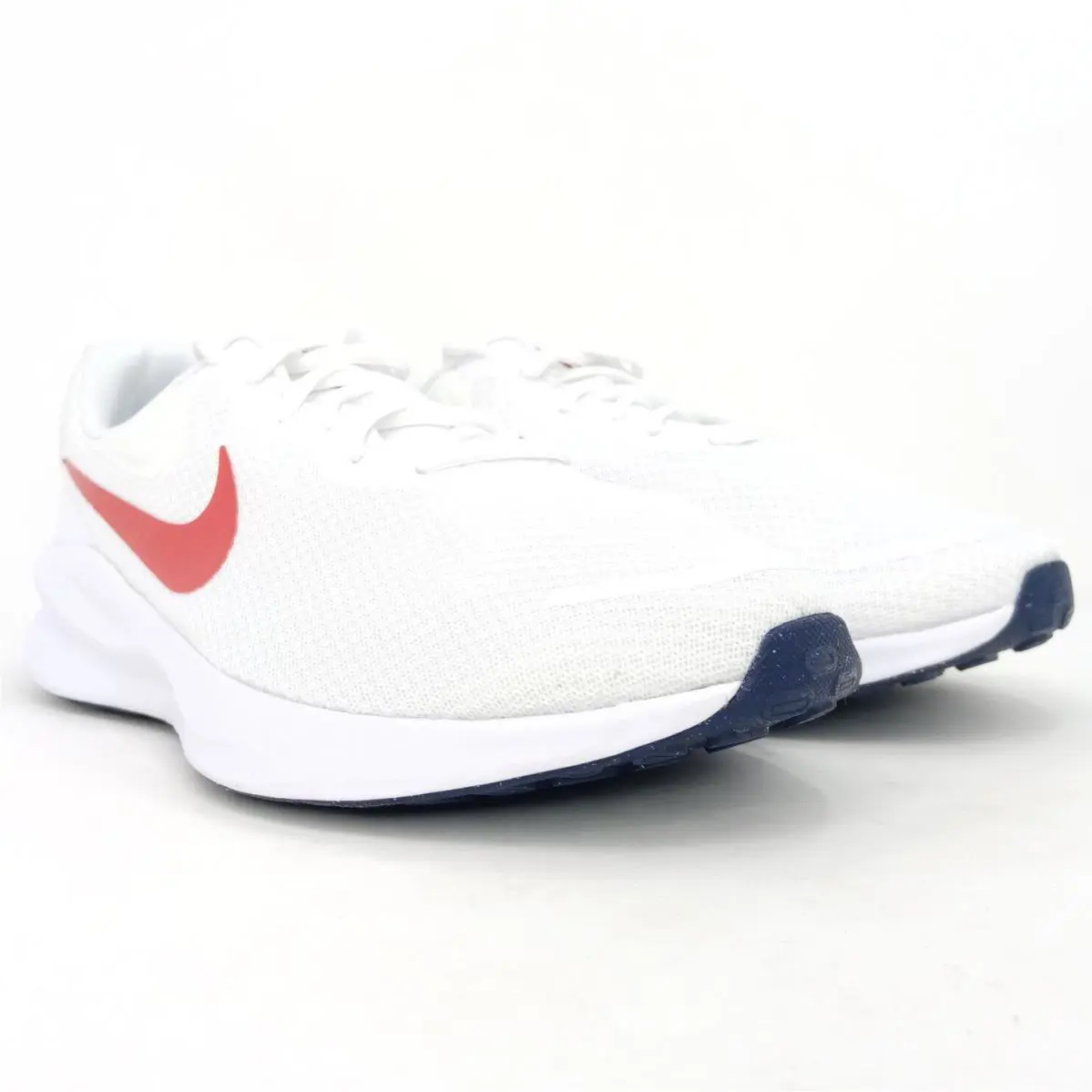 Nike Men`s Revolution 7 Sneakers Size 11 US Wide