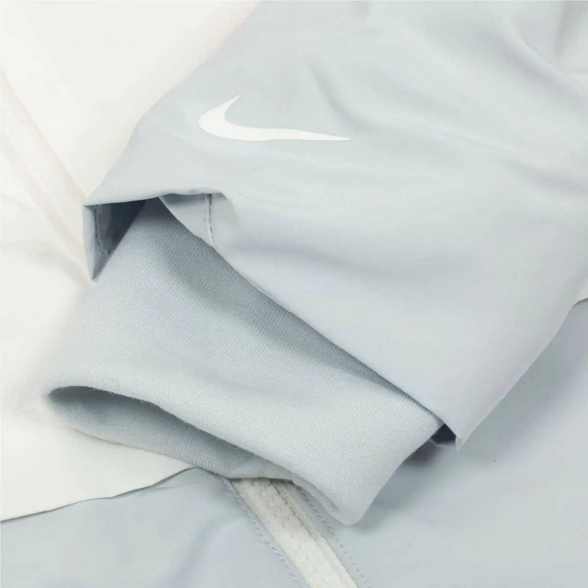 Nike clothing - AV3702 133 - AV3702 133 - Bone & Cool Grey 3
