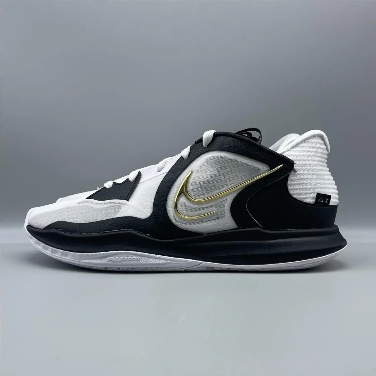 Nike shoes - nike kyrie low 5 - kyrie low - DJ3056-400 - White 2