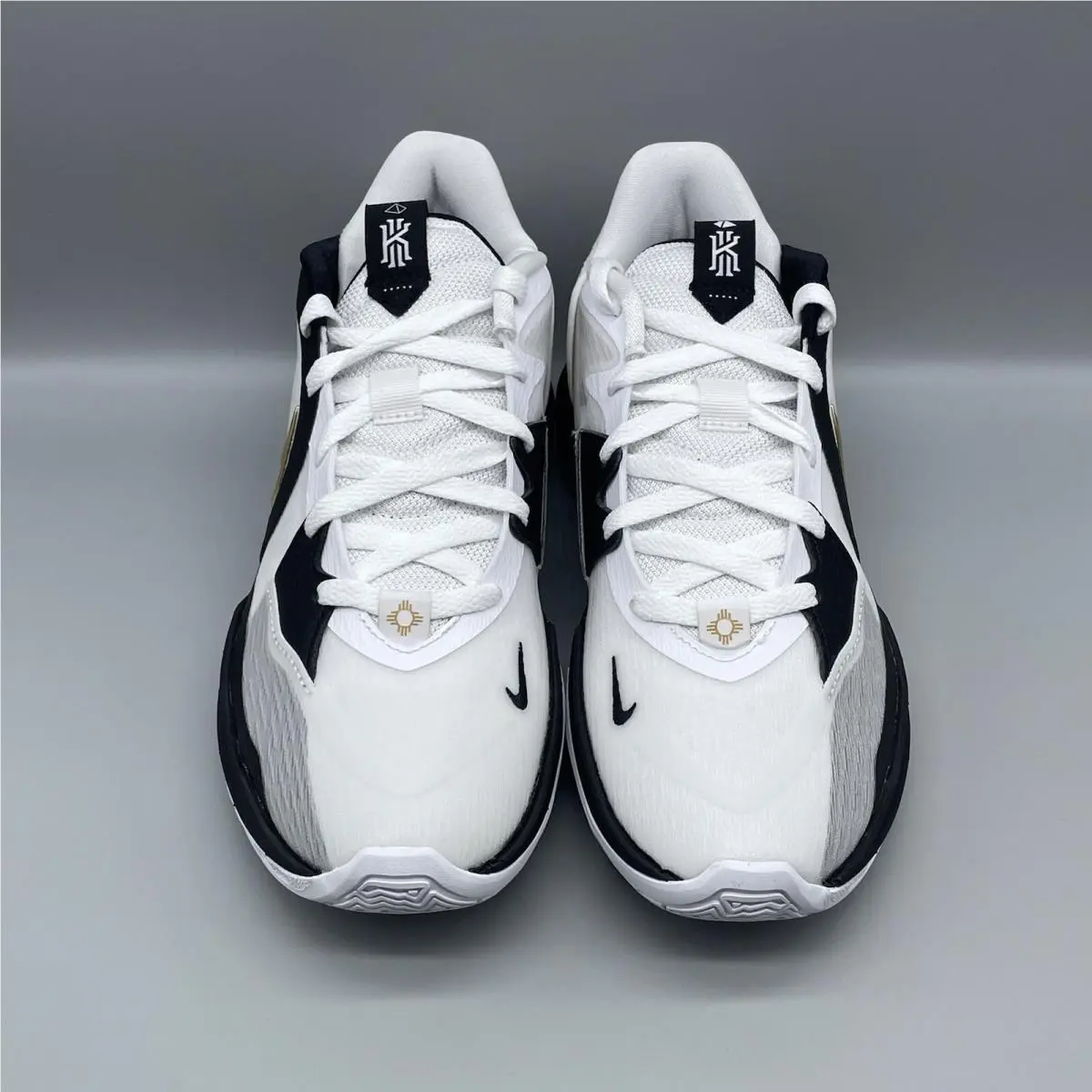 Nike shoes - nike kyrie low 5 - kyrie low - DJ3056-400 - White 1