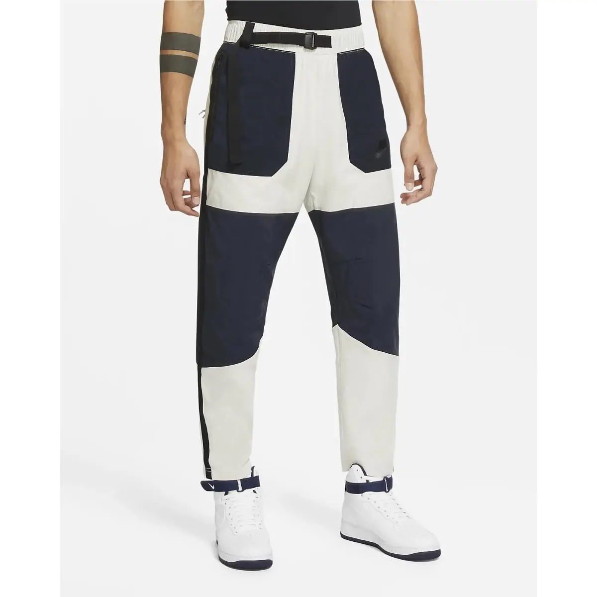 Nike Sportswear Nsw Men Woven Activewear Pant Sz XS Bone Obsidian Black