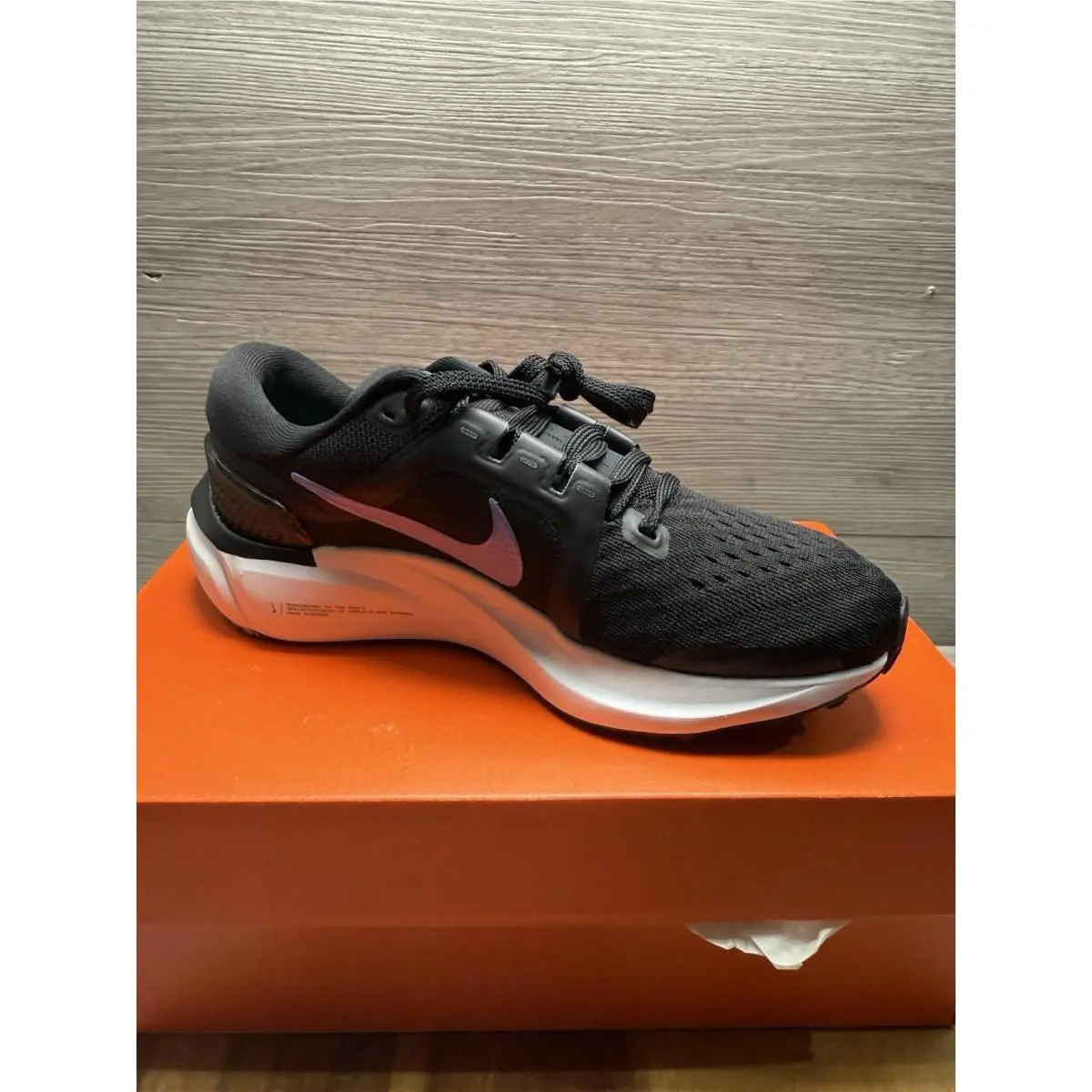 Nike DA7698 004 Air Zoom Air Vomero 16 Black/thistle Shoes Women’s 5