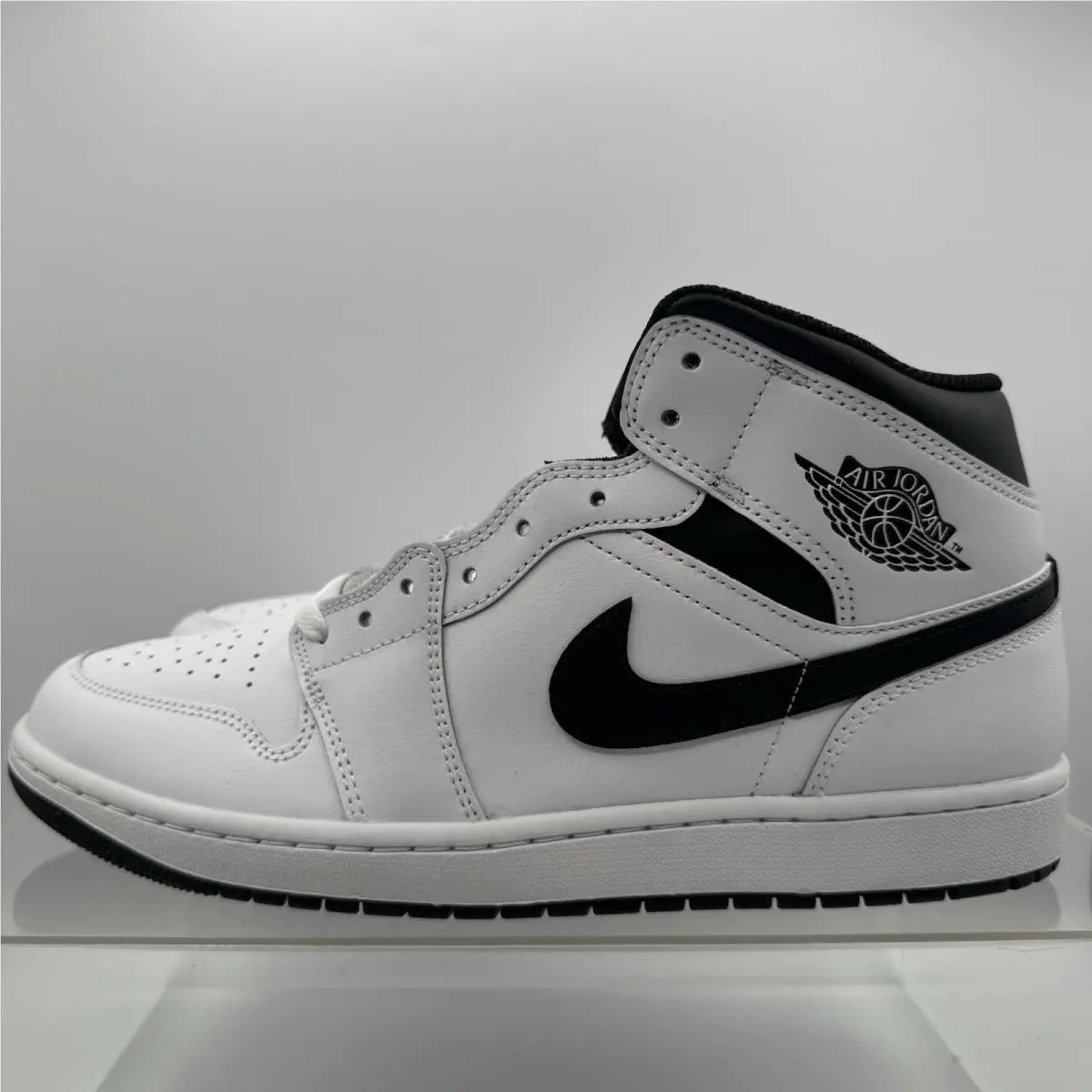 Nike shoes - Nike Air Jordan 1 - Air - DQ8426-132 - White 0