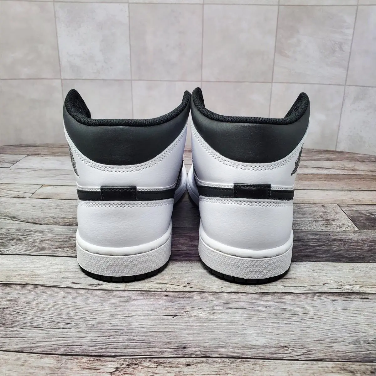 Nike shoes - Air Jordan 1 Mid - Air Mid - DQ8426-132 - White 1