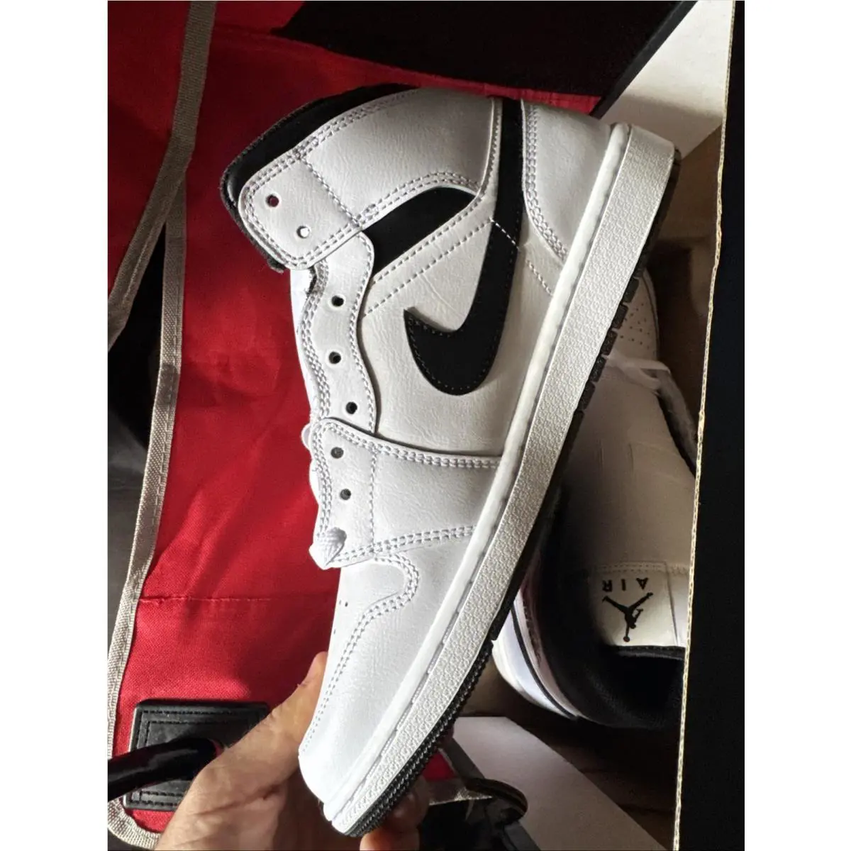 Nike shoes - Air Jordan 1 Mid - Air Mid - DQ8426-132 - White 1