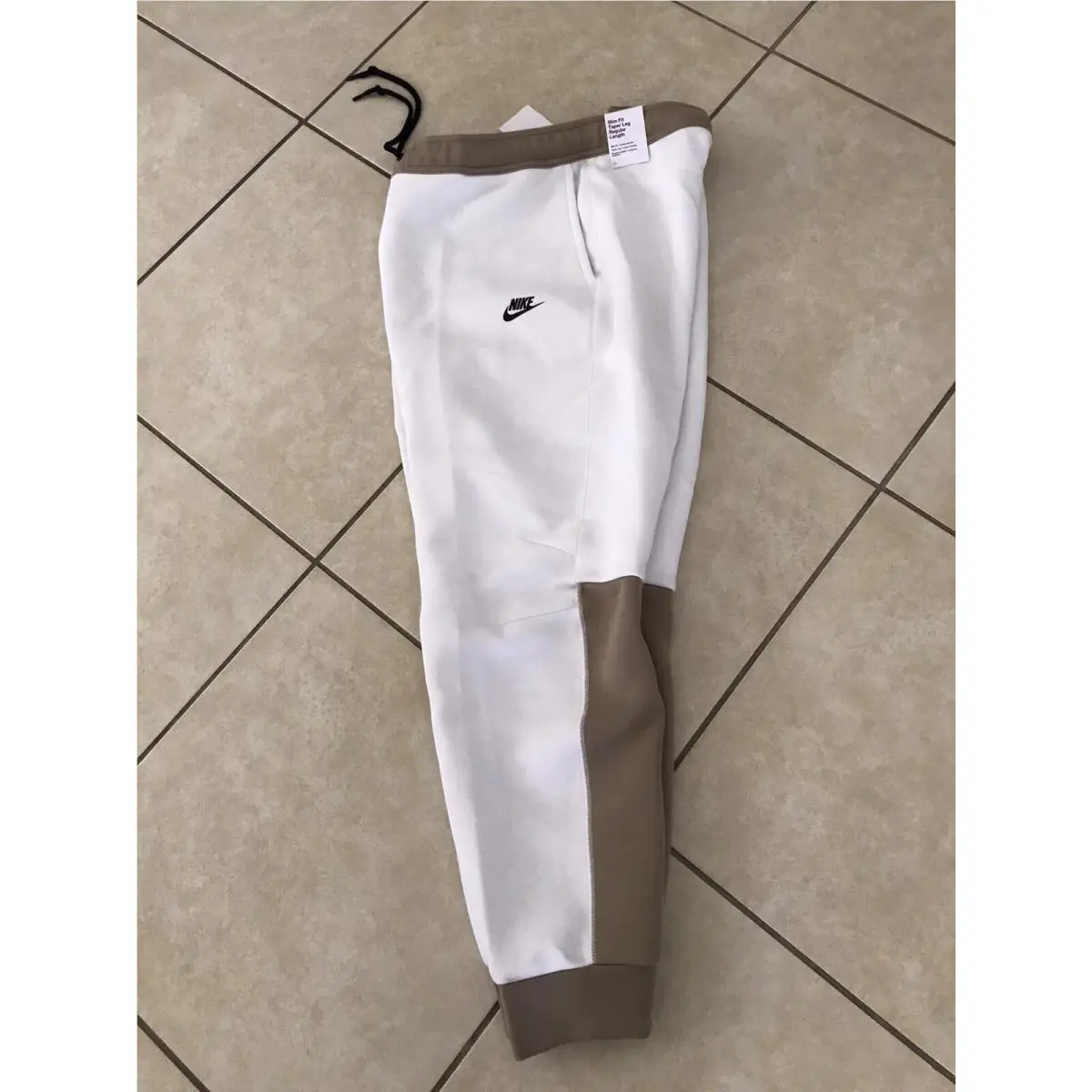 Nike clothing - Nike Sportswear Tech Fleece - Sportswear Tech Fleece - FB8002-121 - Multicolor (UPC: 0196609961405) 3
