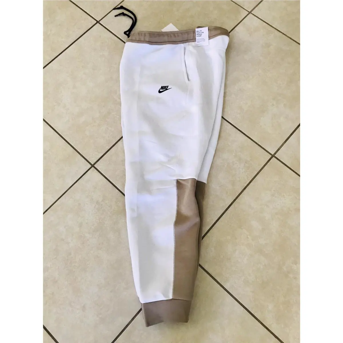 Nike clothing - Nike Sportswear Tech Fleece - Sportswear Tech Fleece - FB8002-121 - Multicolor (UPC: 0196609961405) 4