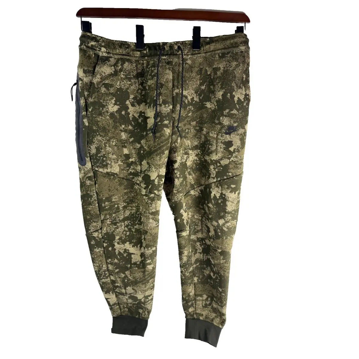 Tech Fleece Joggers Camouflage Men`s Size 2XL HV5053-276 by Nike