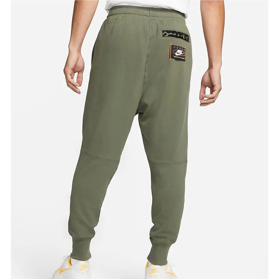 Nike clothing - DO6190-380 - DO6190380 - Green (UPC: 0195244911844) 0