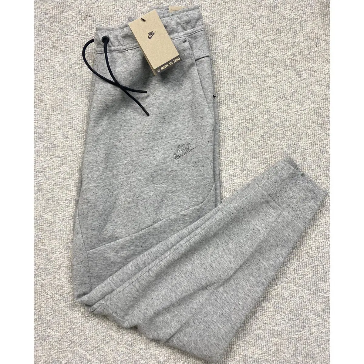 Nike clothing - DD4706-010 - DD4706-010 - Gray (UPC: 195238962531) 0