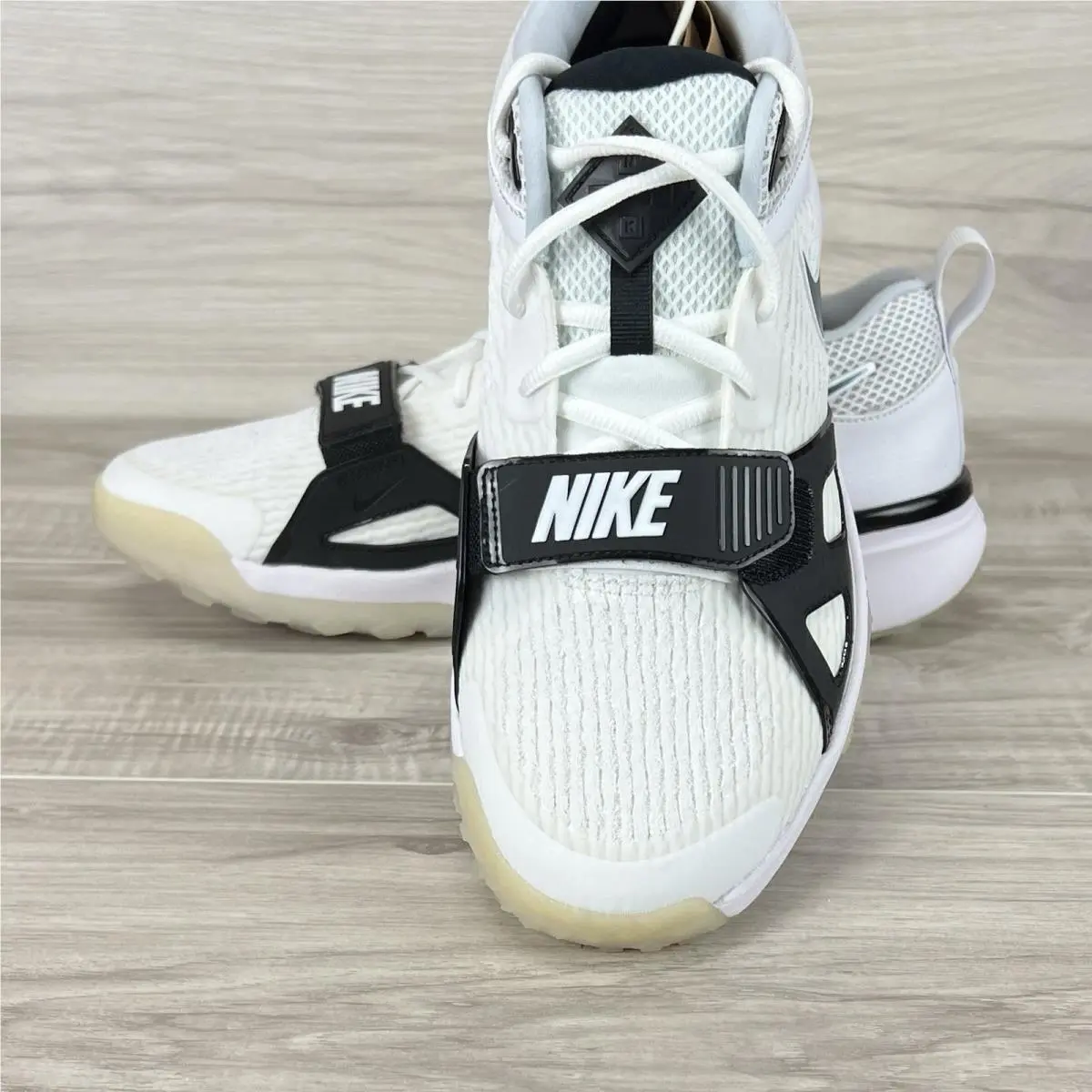 Nike shoes - Nike Air Diamond Turf - Air Diamond Turf - DZ0503-103 - White 3