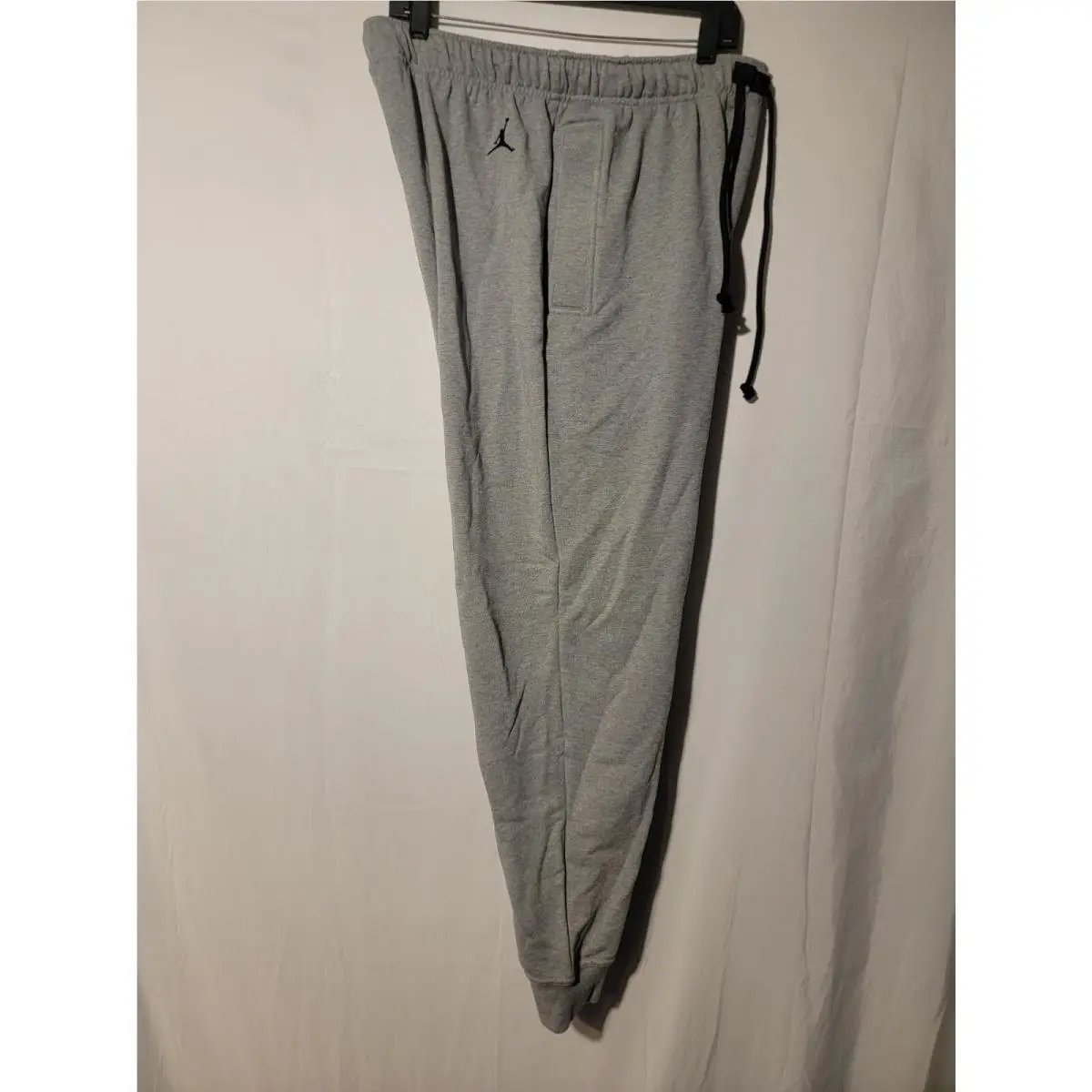 Nike clothing - Nike Air Jordan Essentials - Air Essentials - DV7726091 - Gray (UPC: 0196148770469) 2