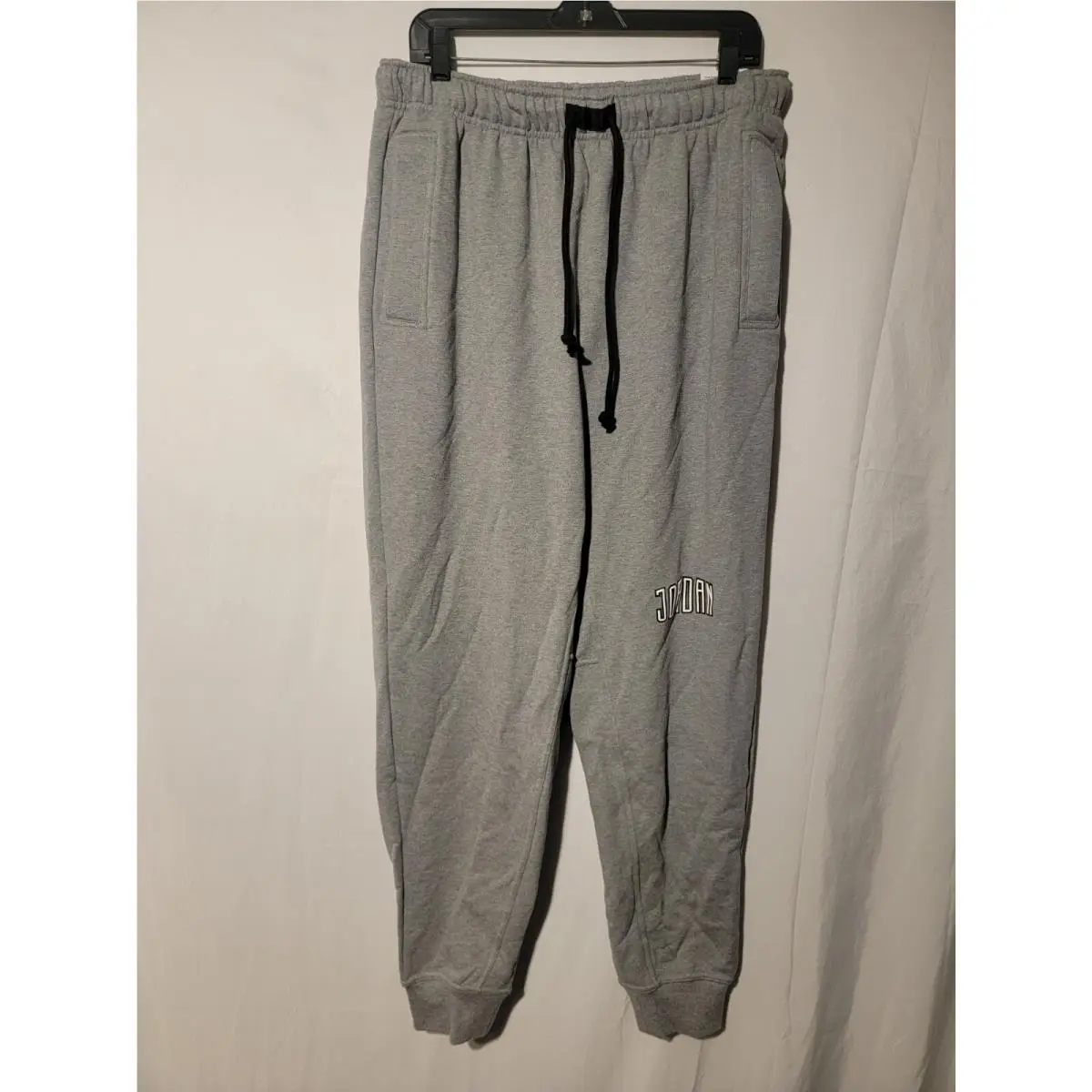 Nike clothing - Nike Air Jordan Essentials - Air Essentials - DV7726091 - Gray (UPC: 0196148770469) 4