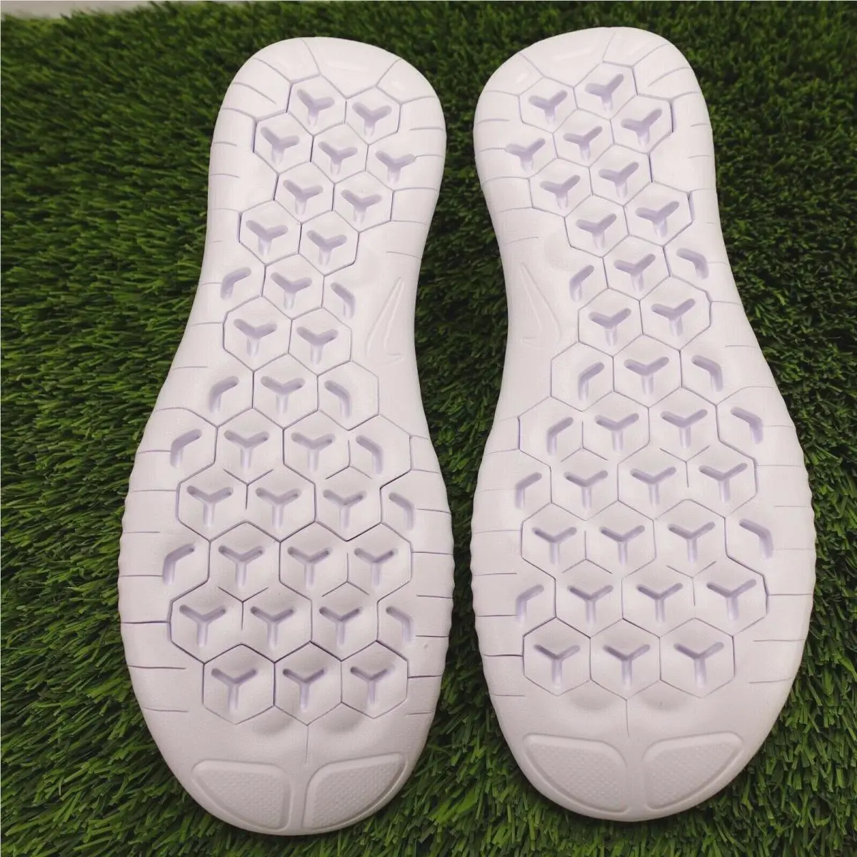 Nike shoes - Nike Free RN - Free - 942836-100 - White (UPC: 0666032698129) 4
