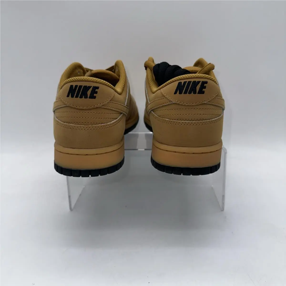 Nike shoes - Nike Dunk SE - Dunk - HQ1932-700 - Brown 2