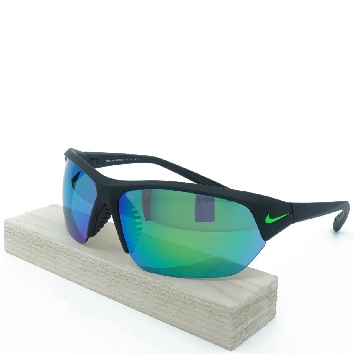 EV1125-003 Mens Nike Skylon Ace Sunglasses