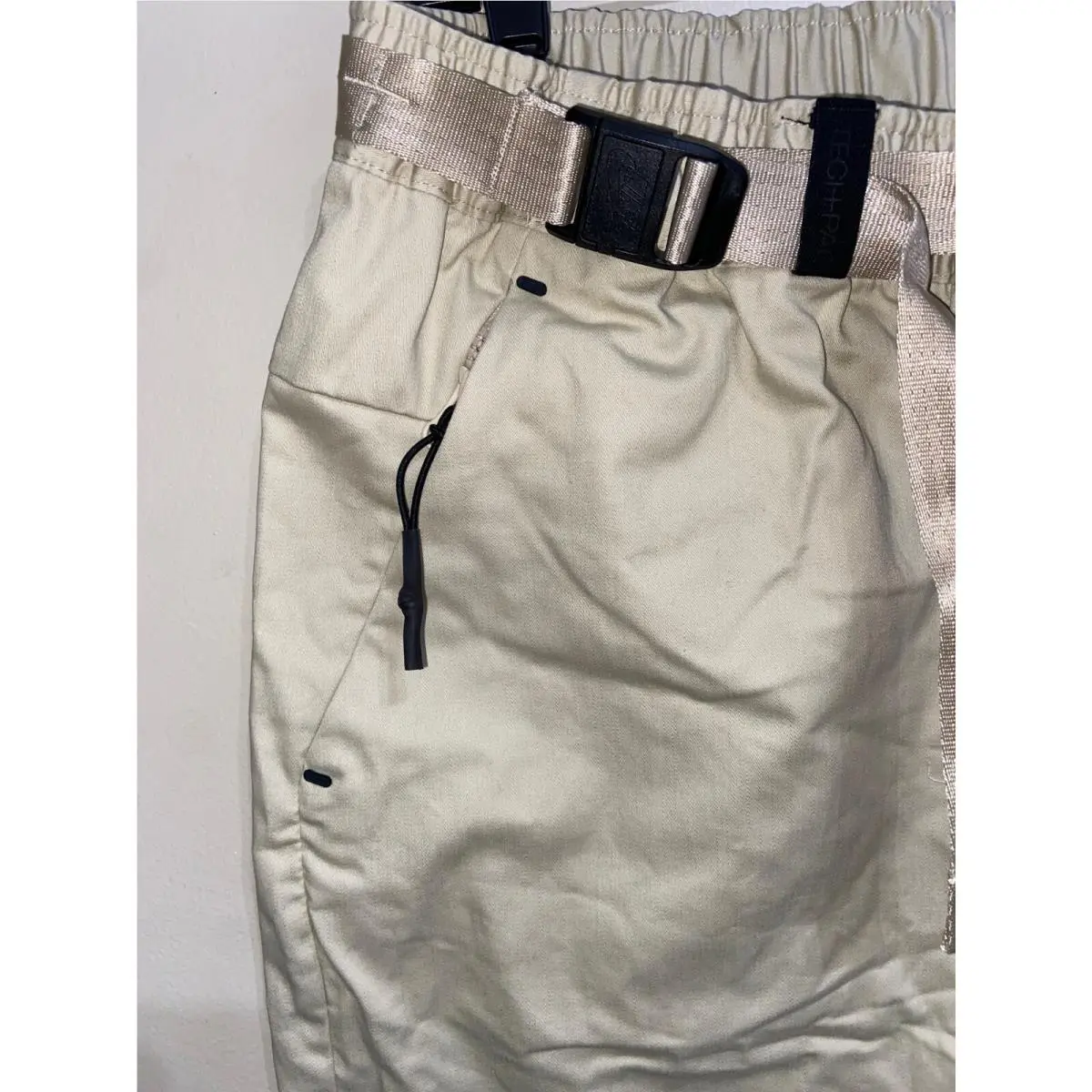Nike clothing - DM5547-206 - DM5547 206 - Tan (UPC: 195868474053) 3