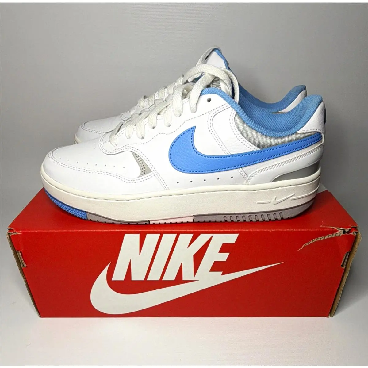 Nike Gamma Force White University Blue Womens Size 10 DX9176-108