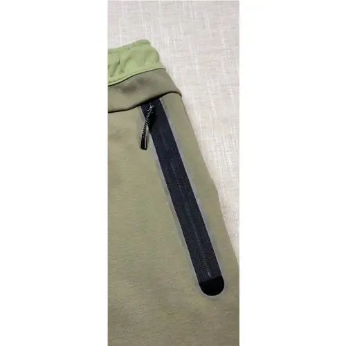 Nike clothing - Nike NSW Tech Fleece - NSW Tech Fleece - CU4495-222 - Olive Green Black 5