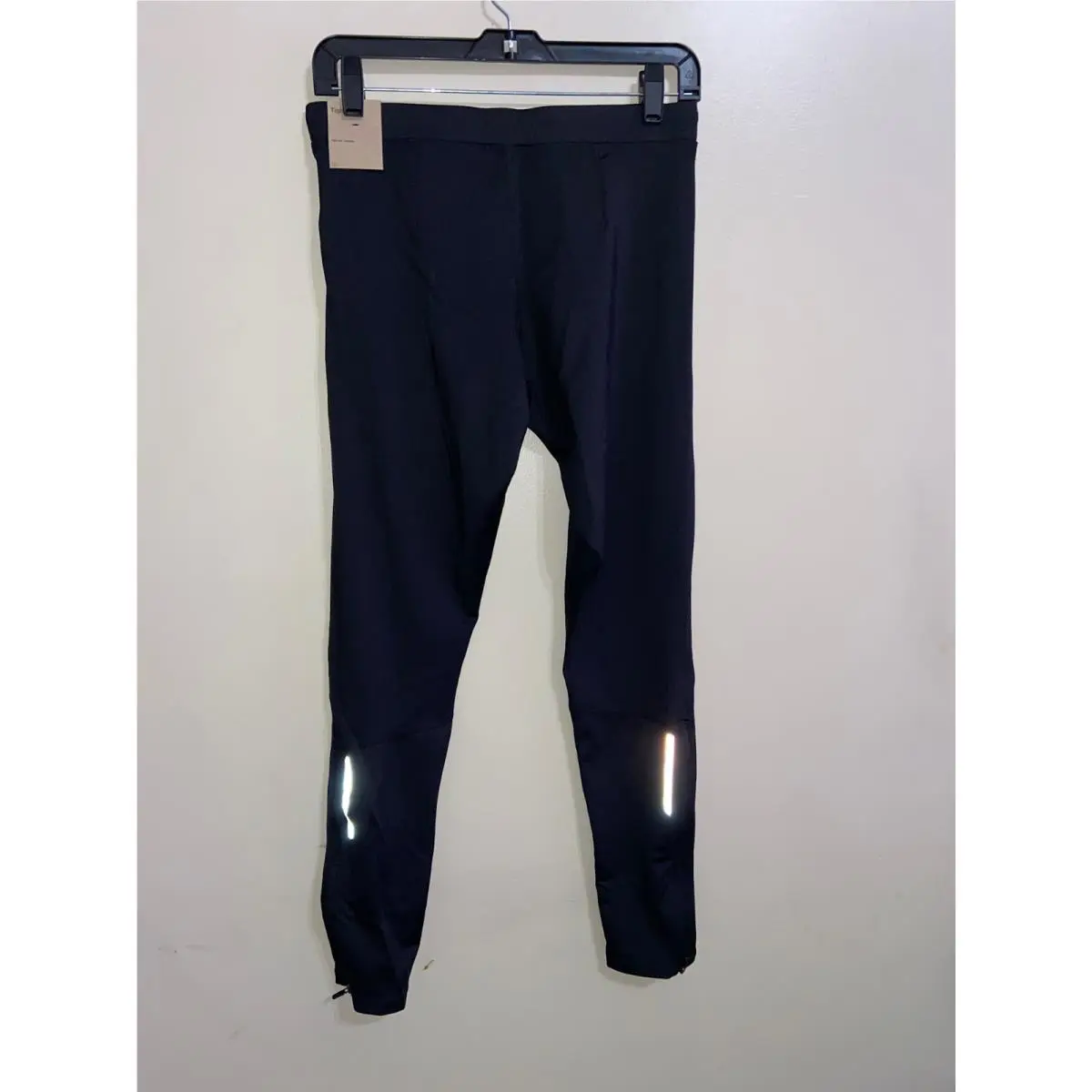 Nike clothing - Nike Dri-fit Challenger - Challenger - CZ8830-010 - Black (UPC: 194502743340) 4