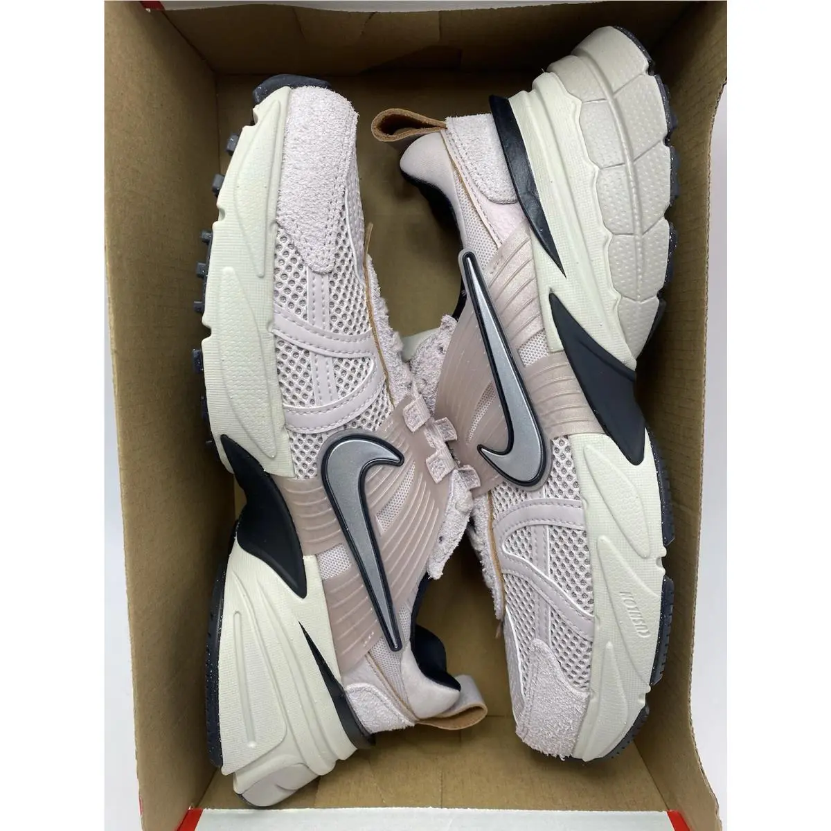 Nike shoes - Nike V2K Run - Run - FN6703 001 - Platinum Violet/Chrome (UPC: 197593627162) 5