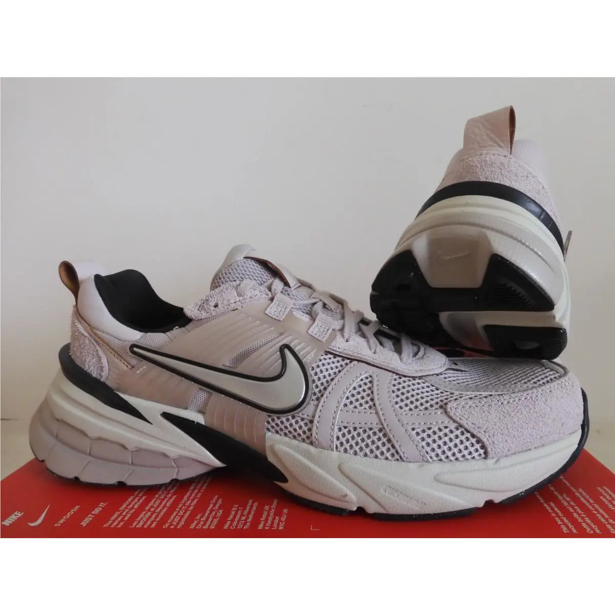 Nike shoes - Nike V2k Run - Run - Fn6703-001 - Purple (UPC: 197593638939) 0