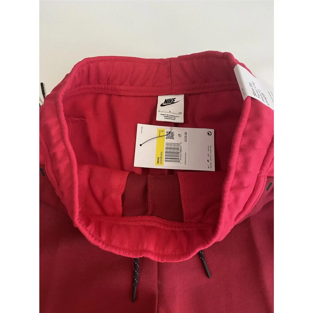 Nike clothing - Sportswear Tech - Sportswear Tech - CU4495-643 - Very Berry/Pomegranate/Black 1