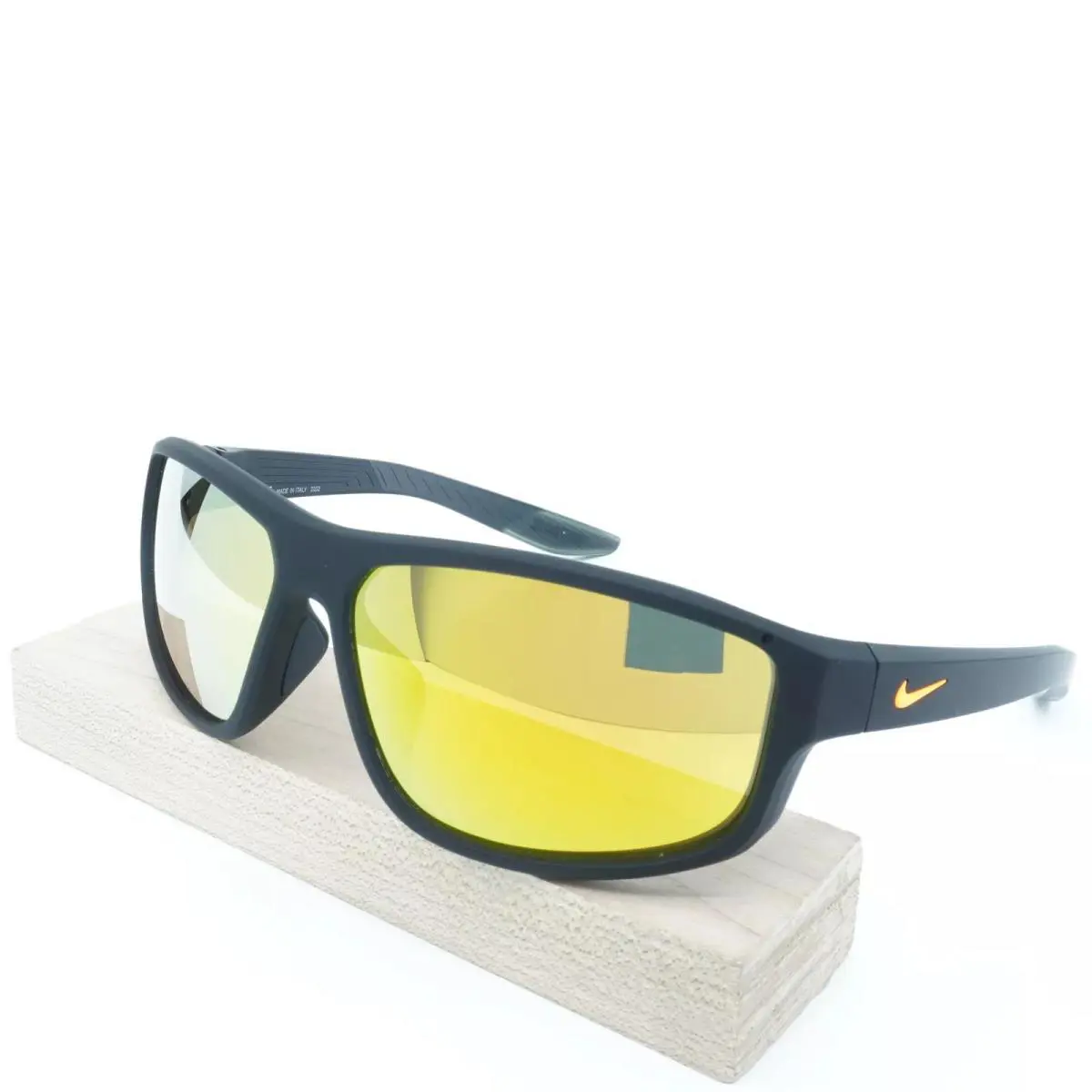 Nike BRAZEN-FUEL-M-DJ0803-452-6214 Sunglasses 62mm - Frame: MATTE OBSIDIAN, Lens: BROWN ORANGE