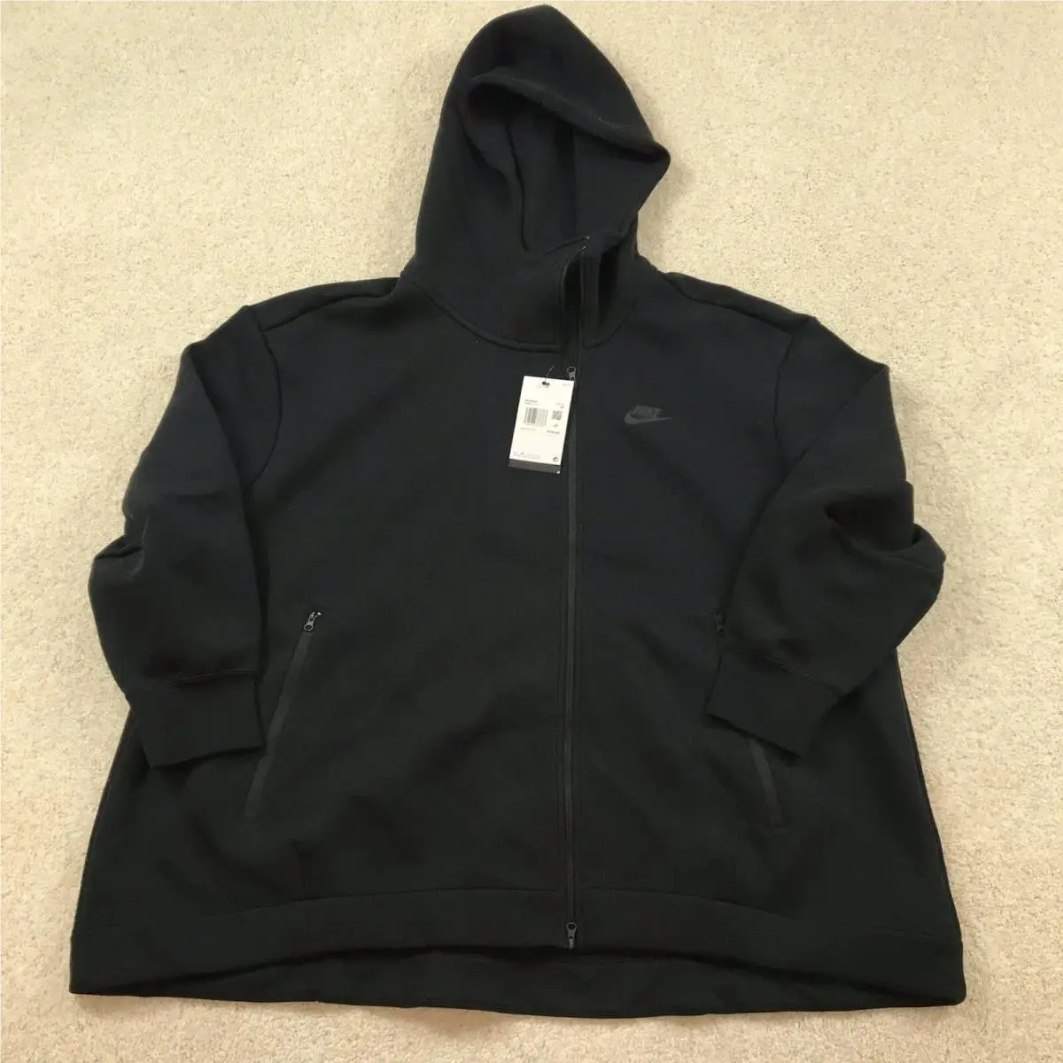 Nike clothing - FB8245010 - FB8245010 - Black (UPC: 196968337767) 0