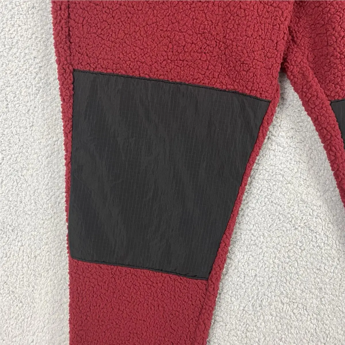 Nike clothing - DV1569-680 DV1569680 - DV1569-680 DV1569680 - Cherrywood Red (UPC: 196151013379) 2