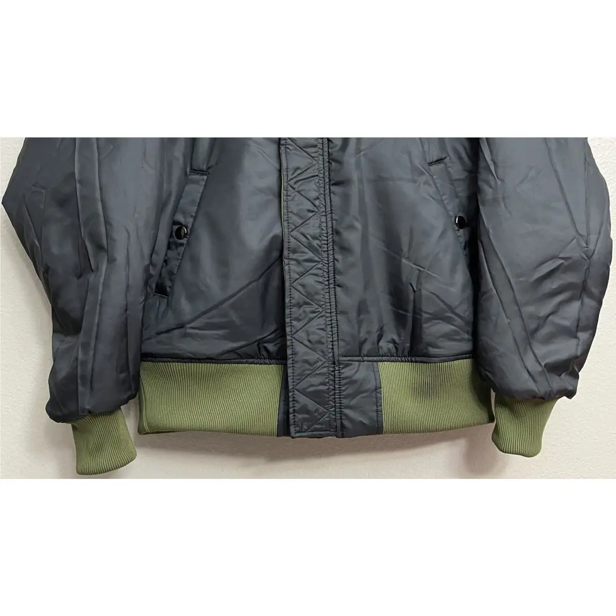 Nike clothing - Nike Sportswear Therma-Fit Big Swoosh Reversible Bomber Jacket - DD6055-326 - Rough Green (UPC: 195242696590) 8