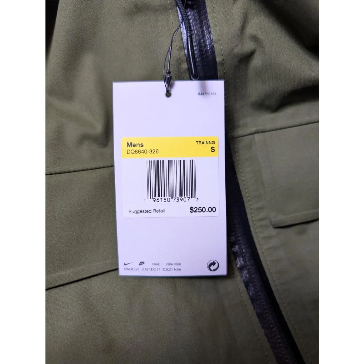 Nike clothing - Nike A.P.S - DQ6640-326 - Green (UPC: 196150739096) 4