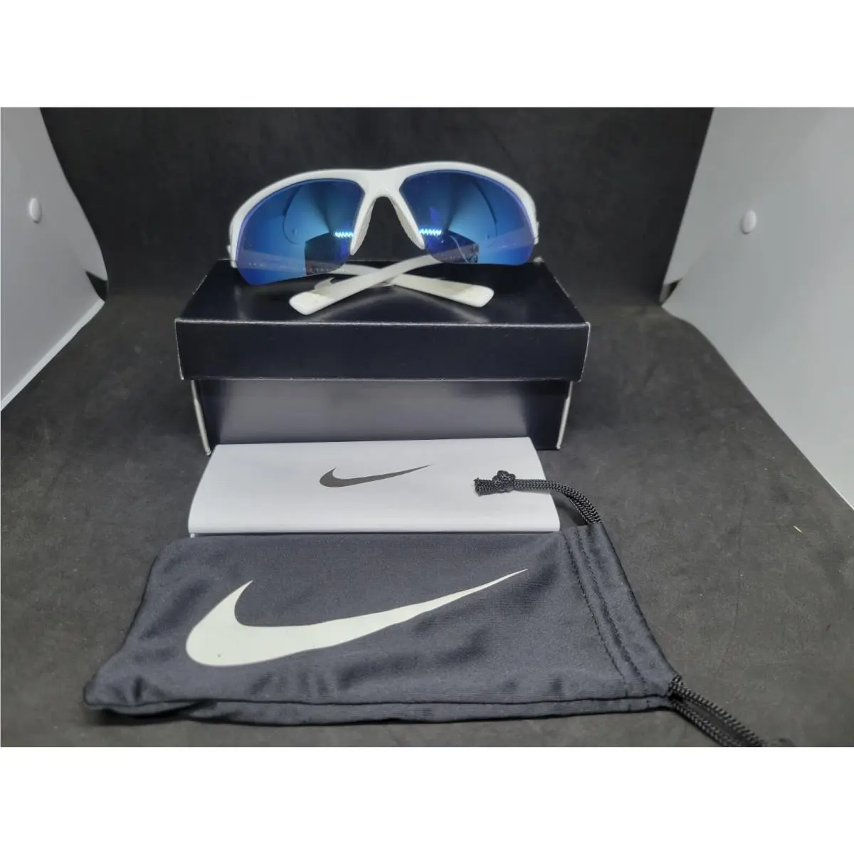 Nike Sun Skylon Ace Sunglasses Authentic- Trainers EV1125-104 White Gray