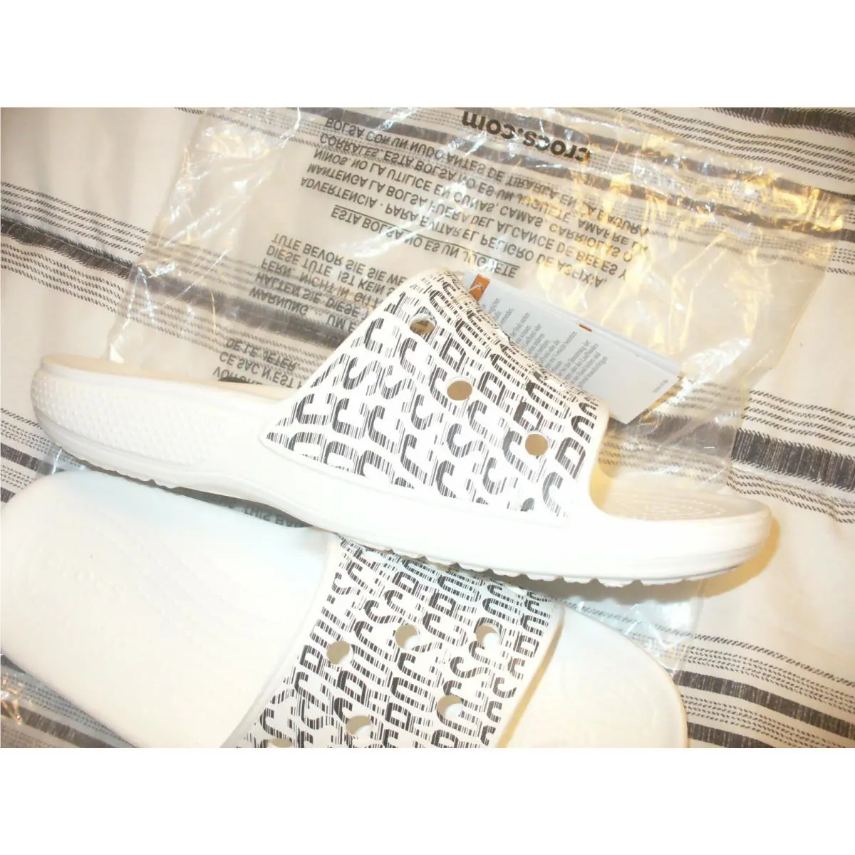 Crocs shoes - Motion - Motion - White-Black Logo 0
