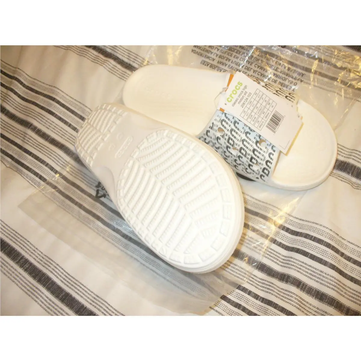 Crocs shoes - Motion - Motion - White-Black Logo 14
