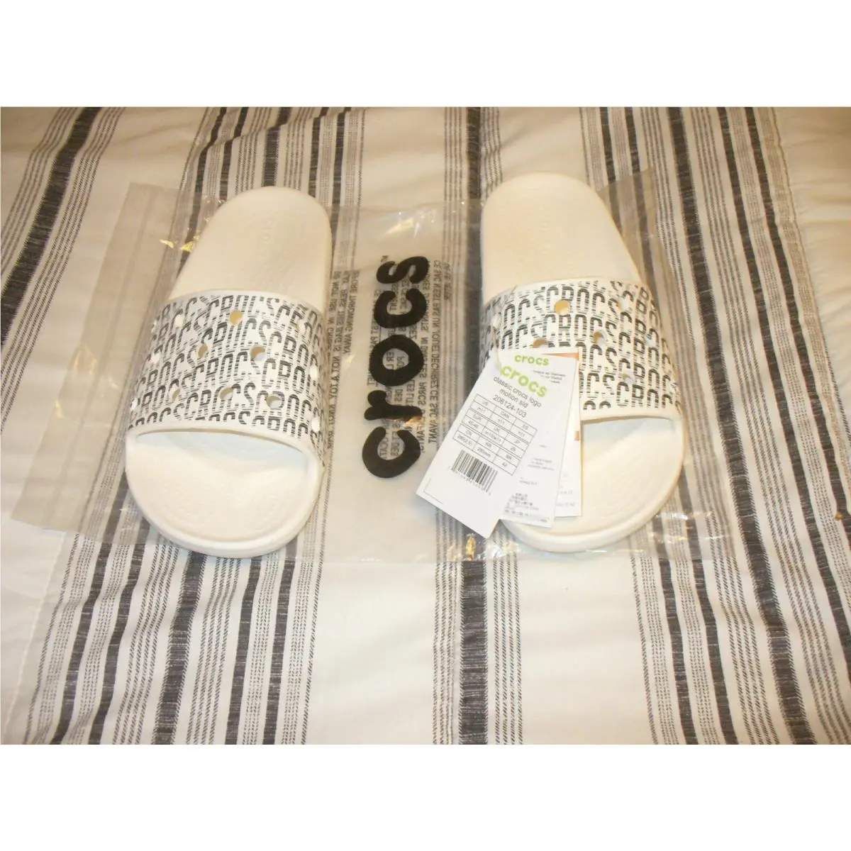 Crocs shoes - Motion - Motion - White-Black Logo 7