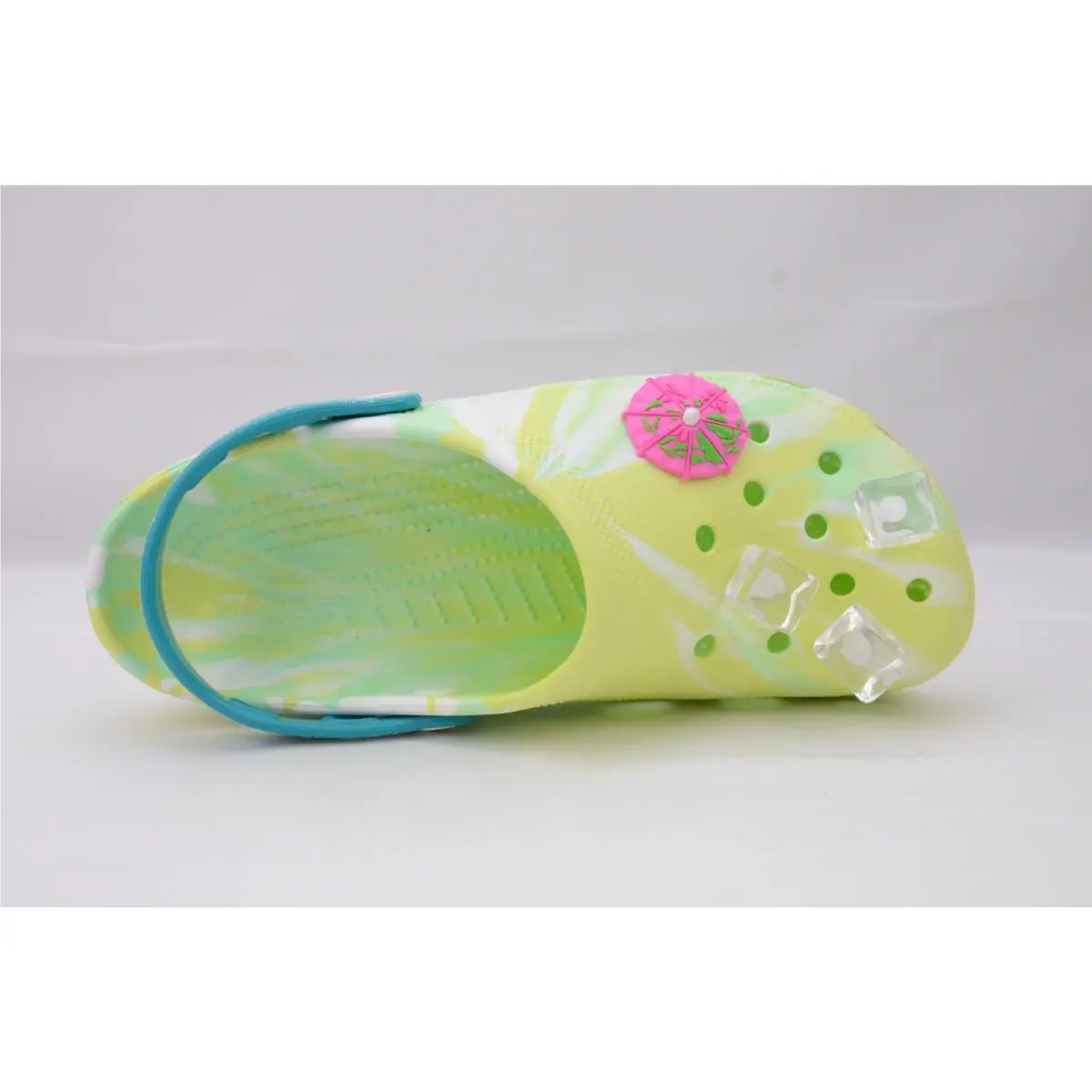 Crocs shoes - Multicolor 17