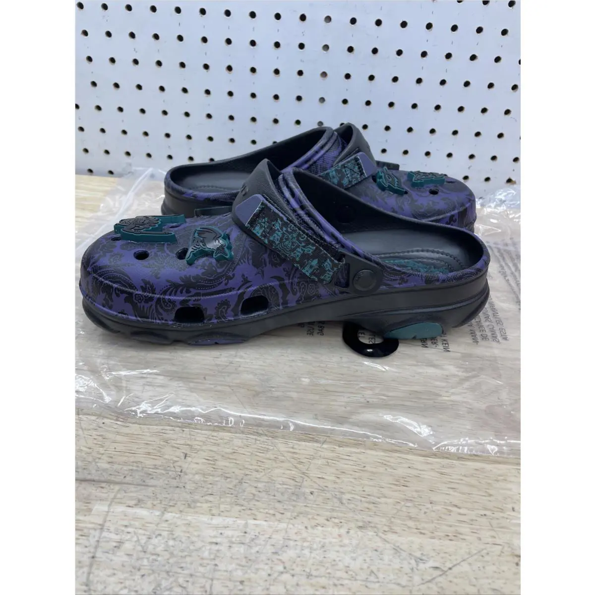 Crocs shoes - Multicolor 18