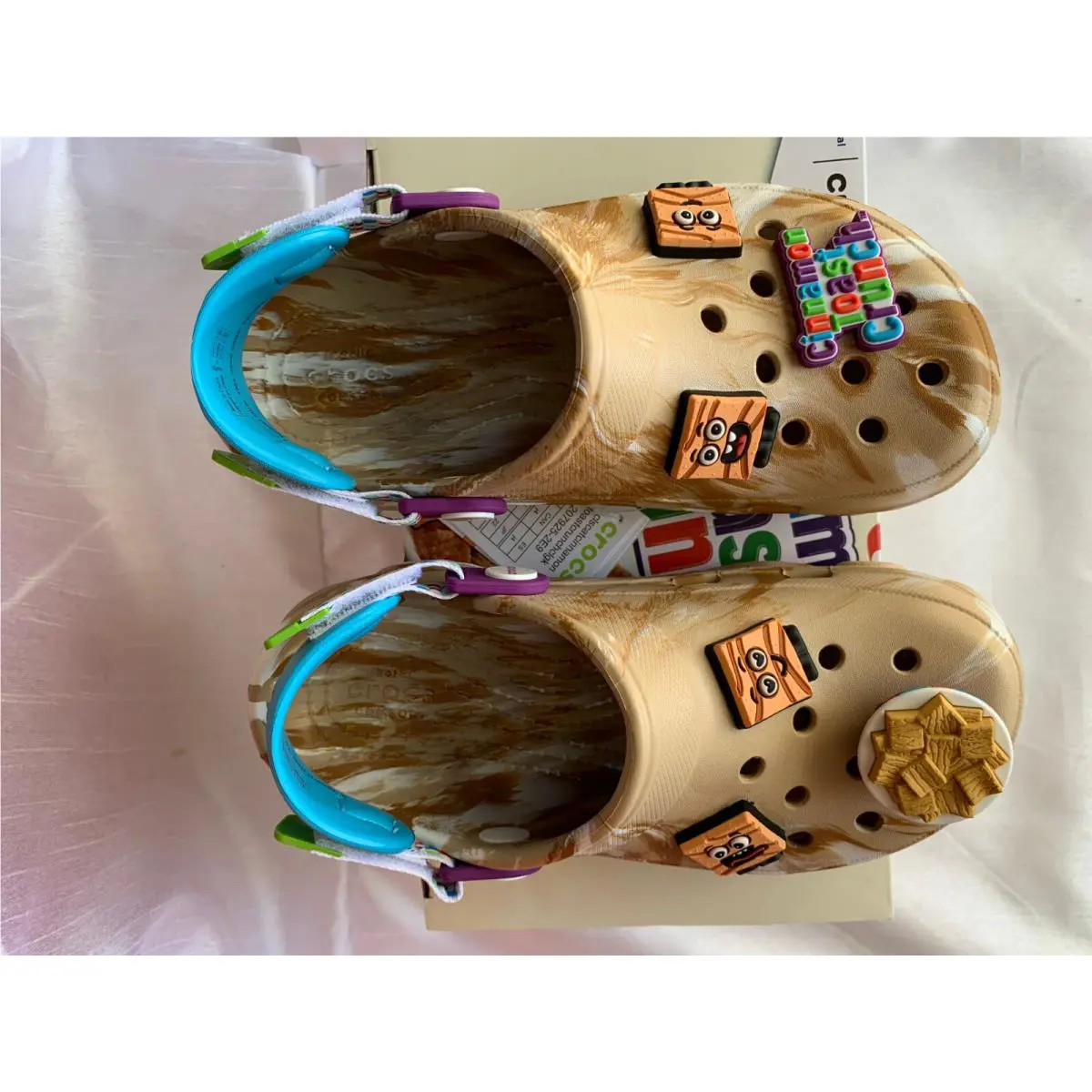 Crocs shoes - Classic Toast Crunch Clog - Classic Toast Crunch Clog - CHAI/WHITE CINNAMON 6