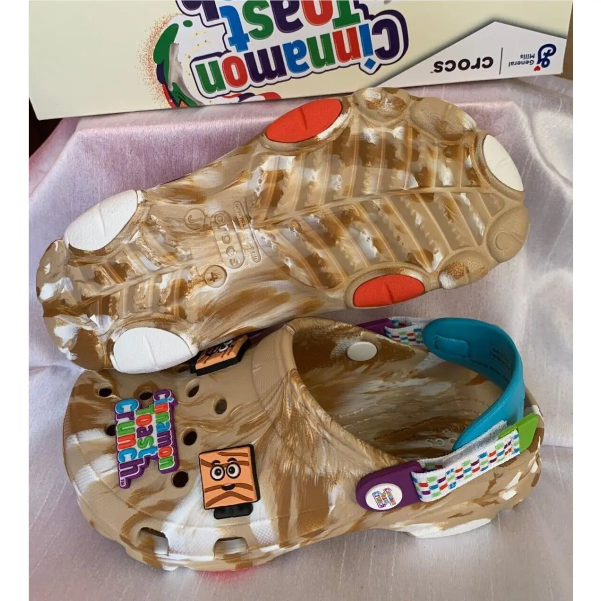 Crocs shoes - Classic Toast Crunch Clog - Classic Toast Crunch Clog - CHAI/WHITE CINNAMON 10