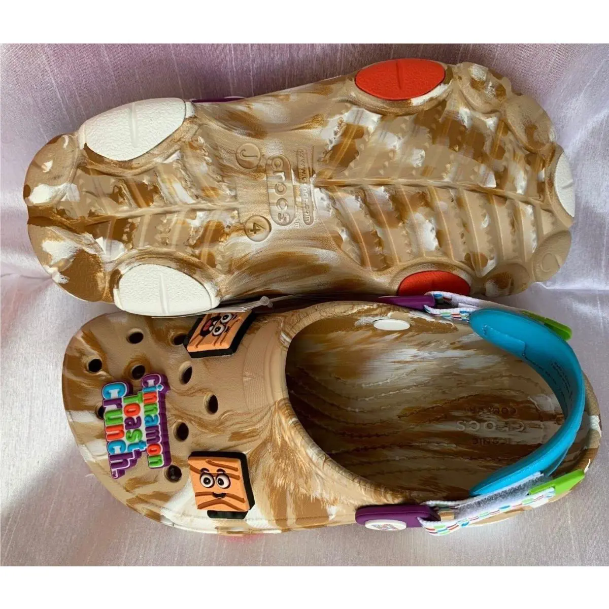 Crocs shoes - Classic Toast Crunch Clog - Classic Toast Crunch Clog - CHAI/WHITE CINNAMON 19