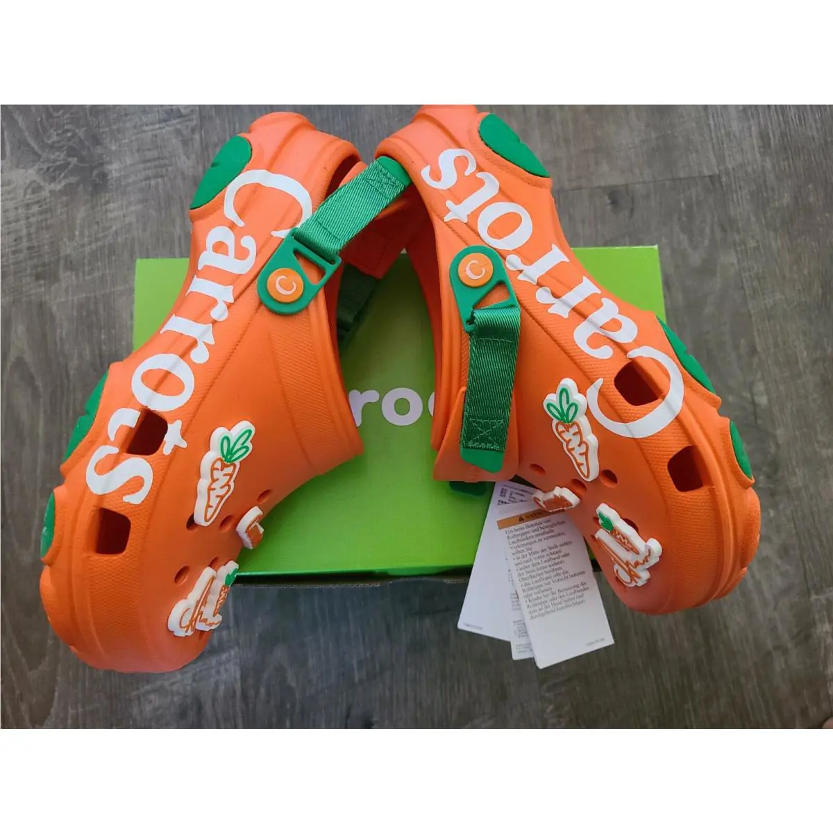 Crocs shoes - Crocs Carrots Collab - Carrots Collab - 207266-810 - Orange (UPC: 191448785717) 3