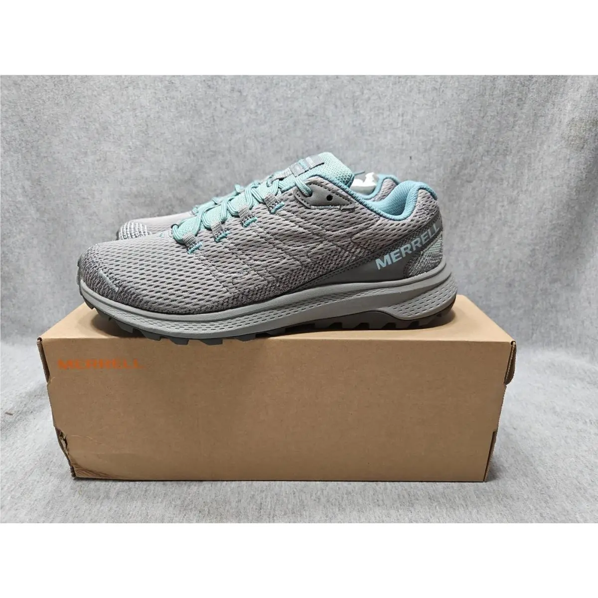 Woman`s Sneakers Athletic Shoes Merrell Fly Strike Paloma Size 9.5 M Medium