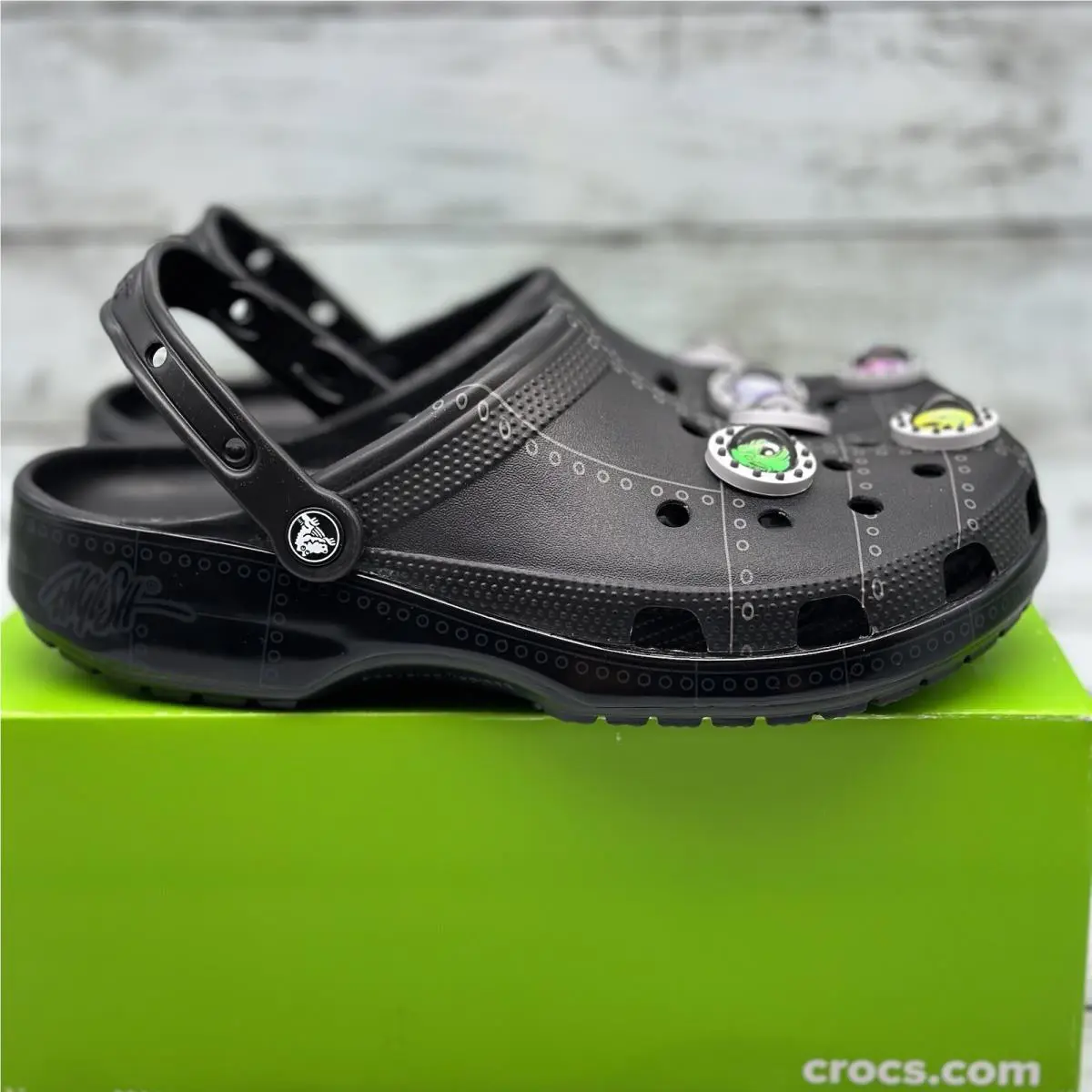 Crocs shoes - Area 51 Space Alien 54 - 208134 001 - Black (UPC: 196265196081) 8